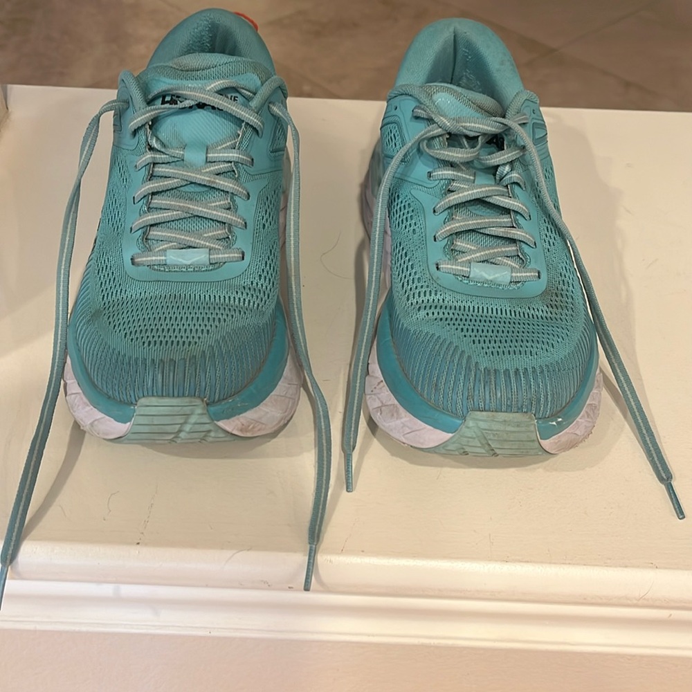Women’s HOKA tennis shoes size 8.5